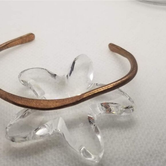 ❤️Antique African copper hammered slim cuff bracelet B0134 - Picture 2 of 2